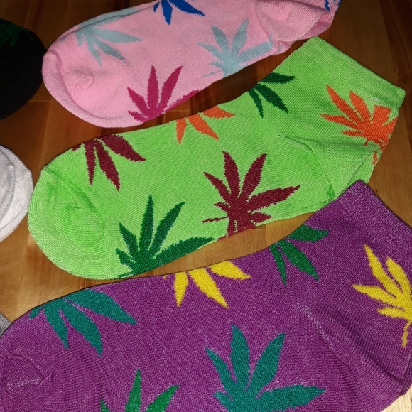 6 Pairs Ladies Kush Socks - Picture 3 of 5